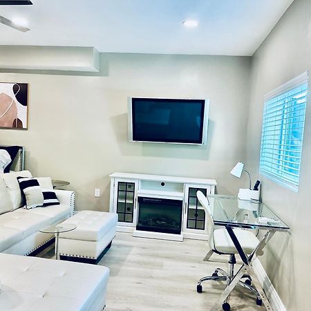 Appartamento Corporate Manor Los Angeles Esterno foto
